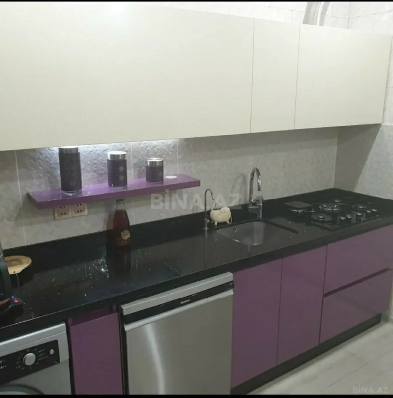 Satılır 7 otaqlı həyət evi 360 m²