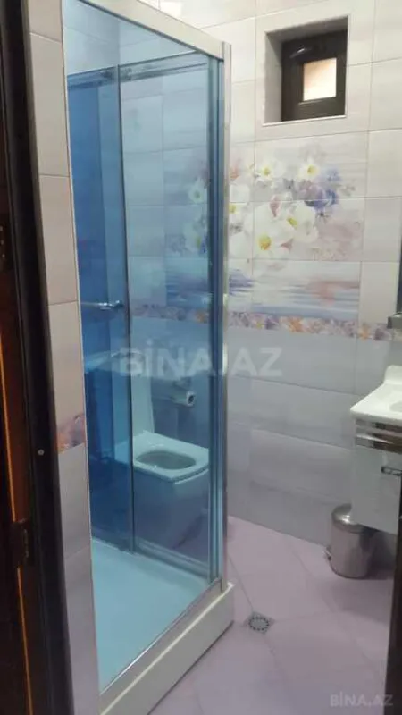 Satılır 7 otaqlı həyət evi 360 m²