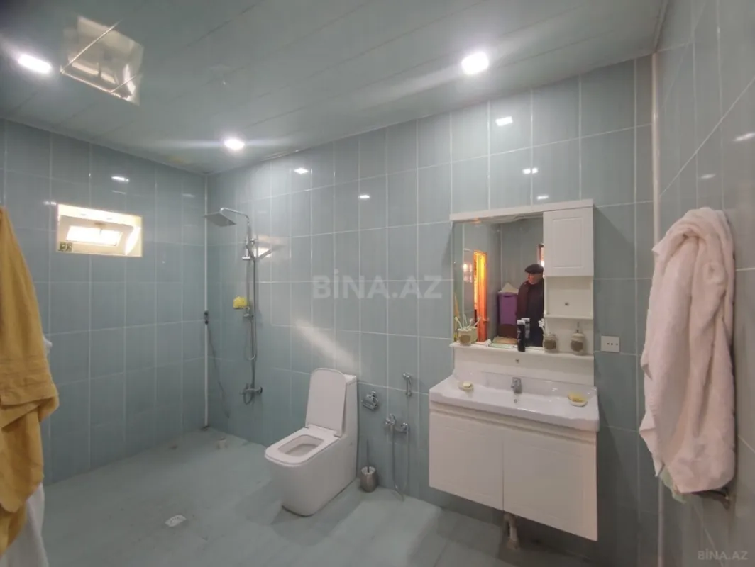 Satılır 4 otaqlı həyət evi 180 m²