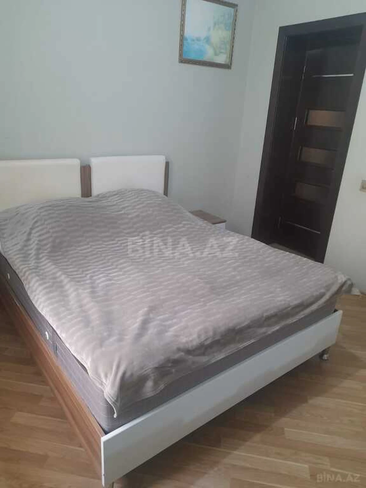 Satılır 5 otaqlı həyət evi 200 m²