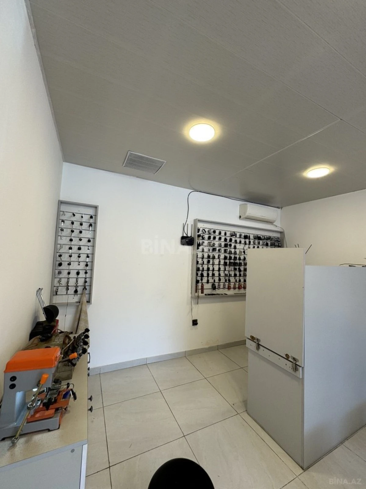 Satılır obyekt 32 m²