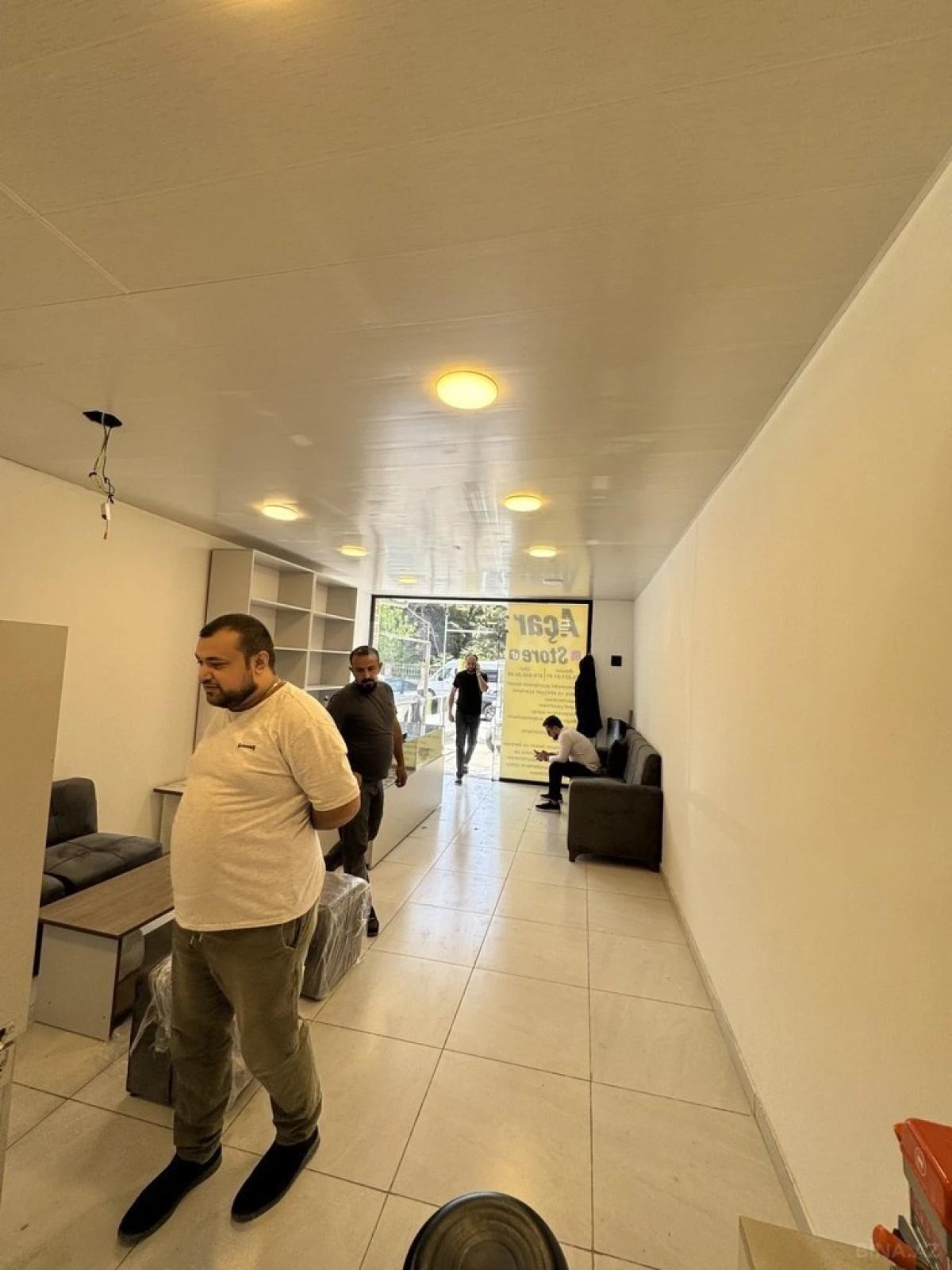 Satılır obyekt 32 m²