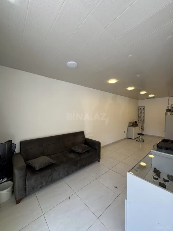Satılır obyekt 32 m²