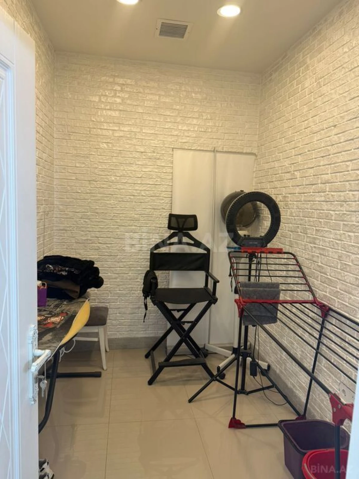 Satılır obyekt 200 m²