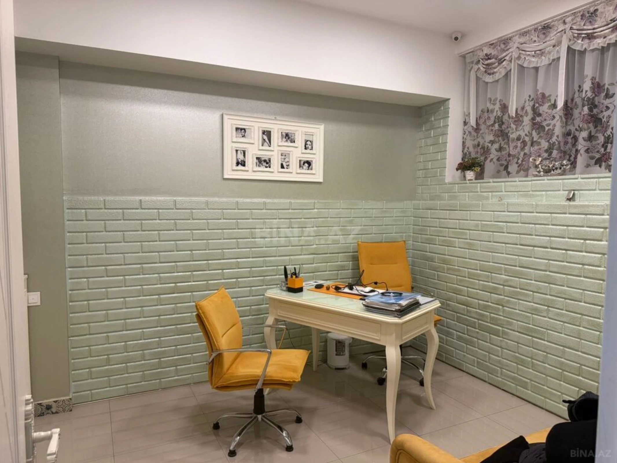 Satılır obyekt 200 m²