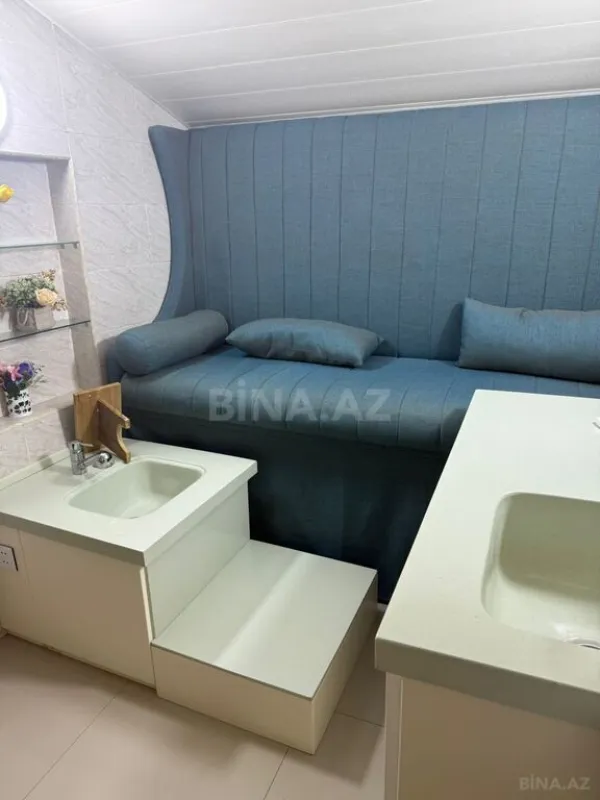 Satılır obyekt 200 m²