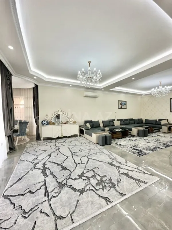 Satılır 6 otaqlı həyət evi 450 m²