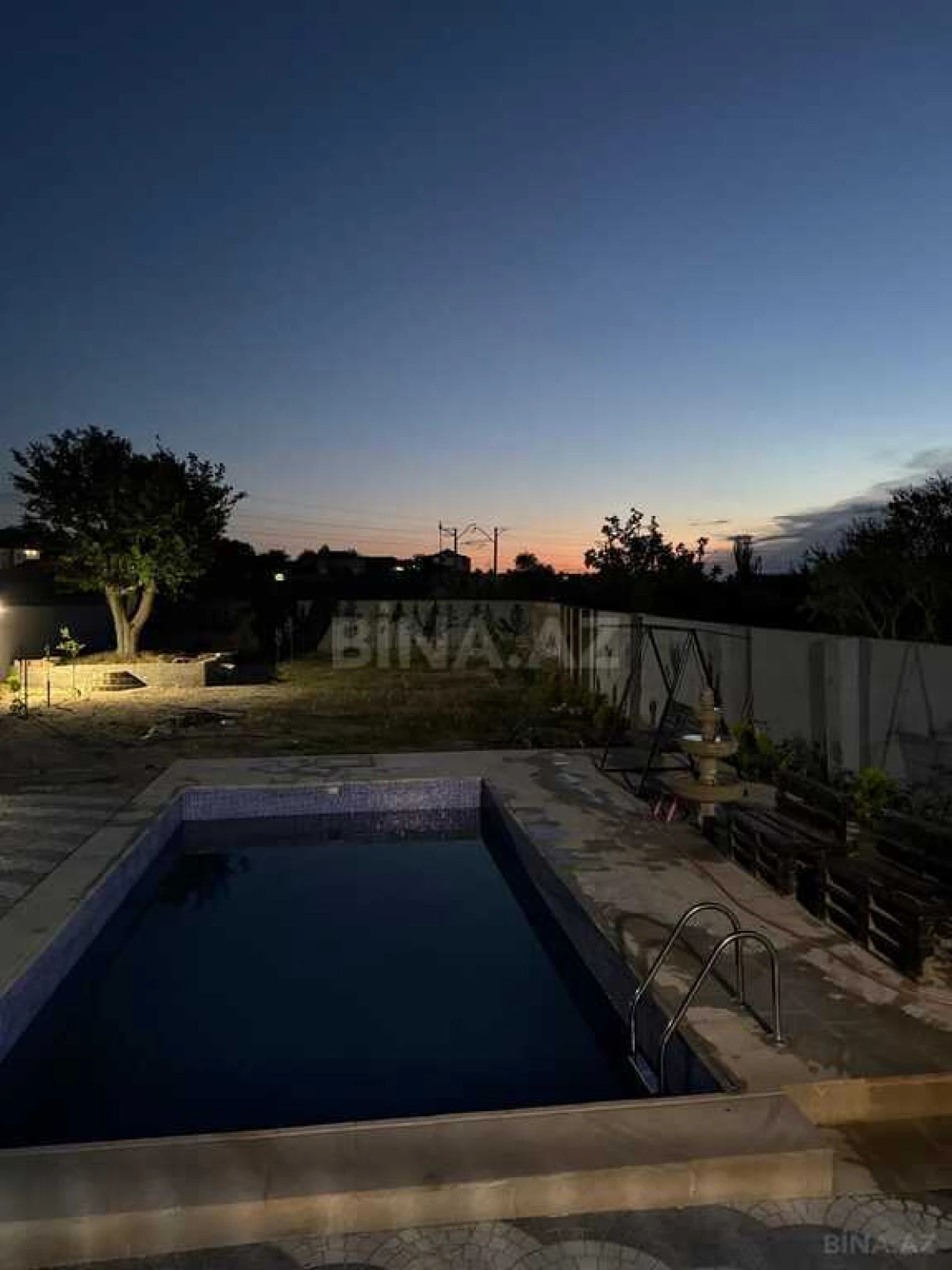 Satılır torpaq sahəsi 12 m²