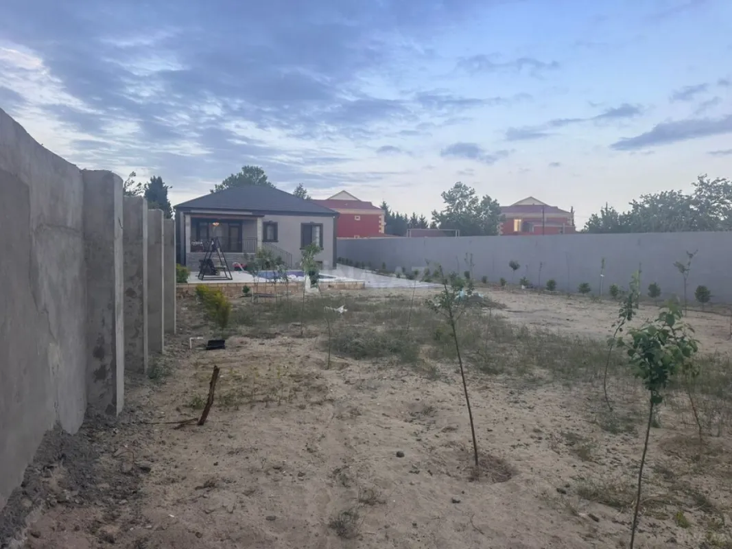 Satılır torpaq sahəsi 12 m²