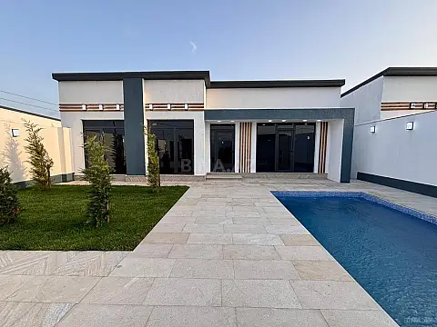 Satılır 4 otaqlı həyət evi 150 m² — Bakı, Mərdəkan 4 otaq 150.00 m²