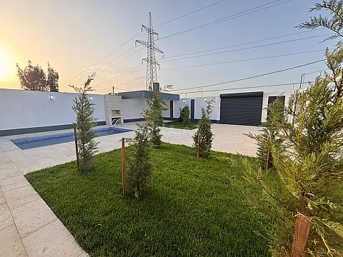Satılır 4 otaqlı həyət evi 150 m²