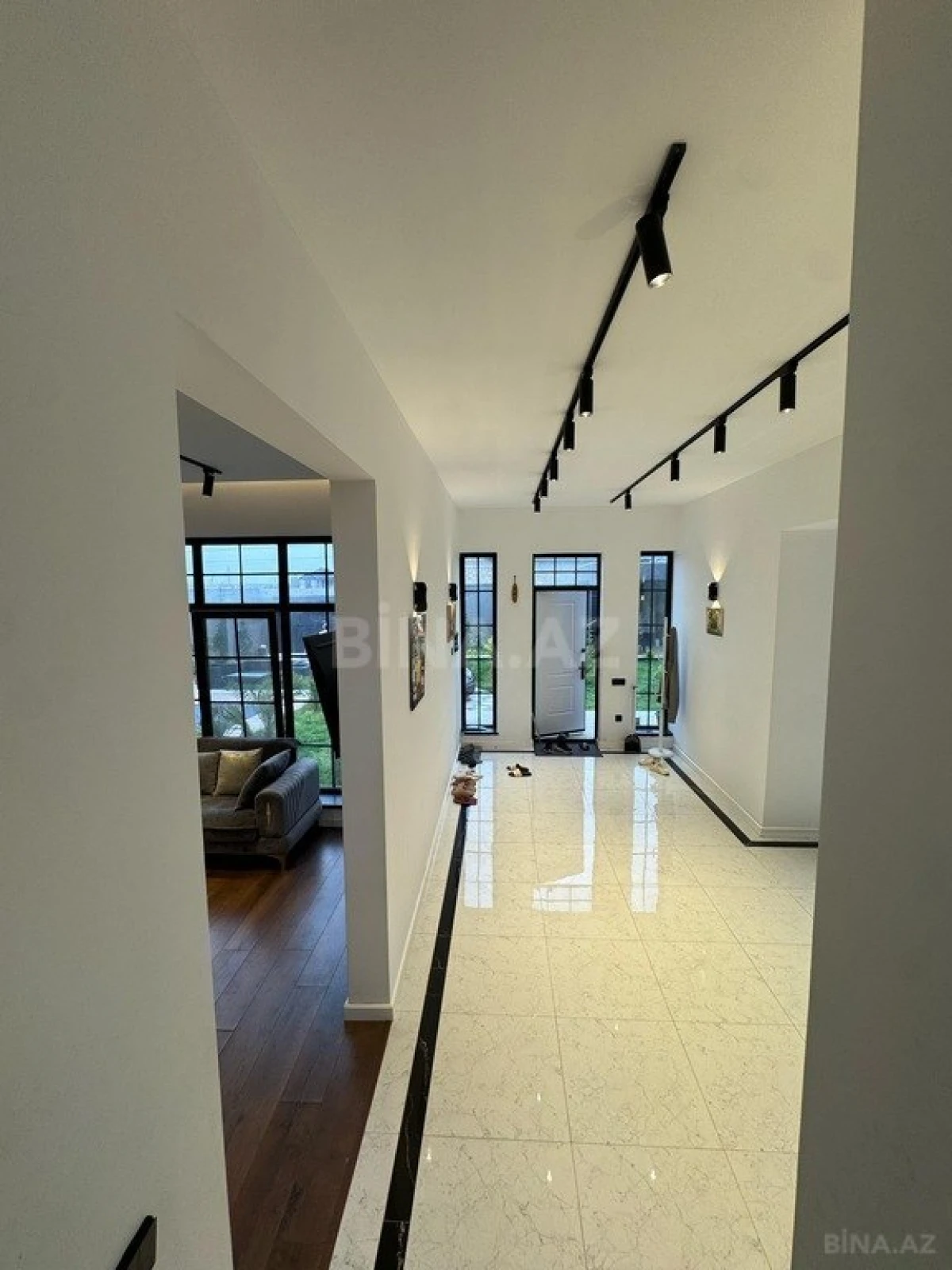 Kirayə verilir 5 otaqlı həyət evi 400 m²