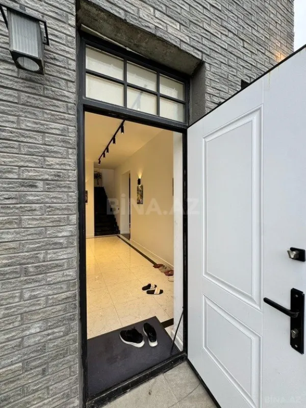 Kirayə verilir 5 otaqlı həyət evi 400 m²