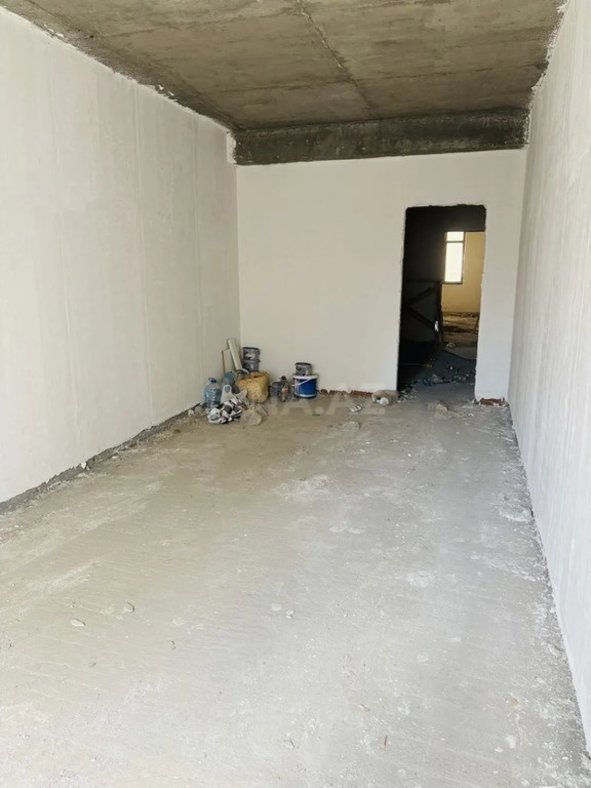 Satılır 3 otaqlı mənzil 146 m²
