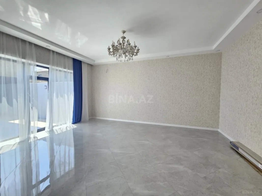 Satılır 4 otaqlı həyət evi 140 m²