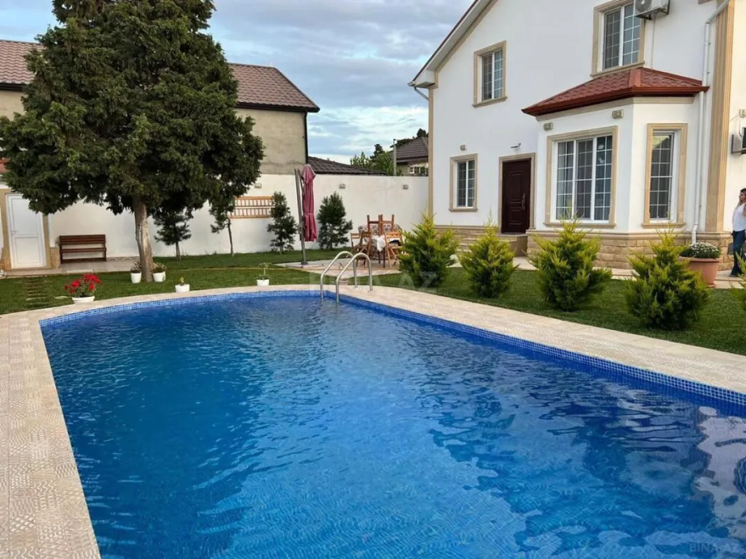 Kirayə verilir 5 otaqlı həyət evi 210 m²