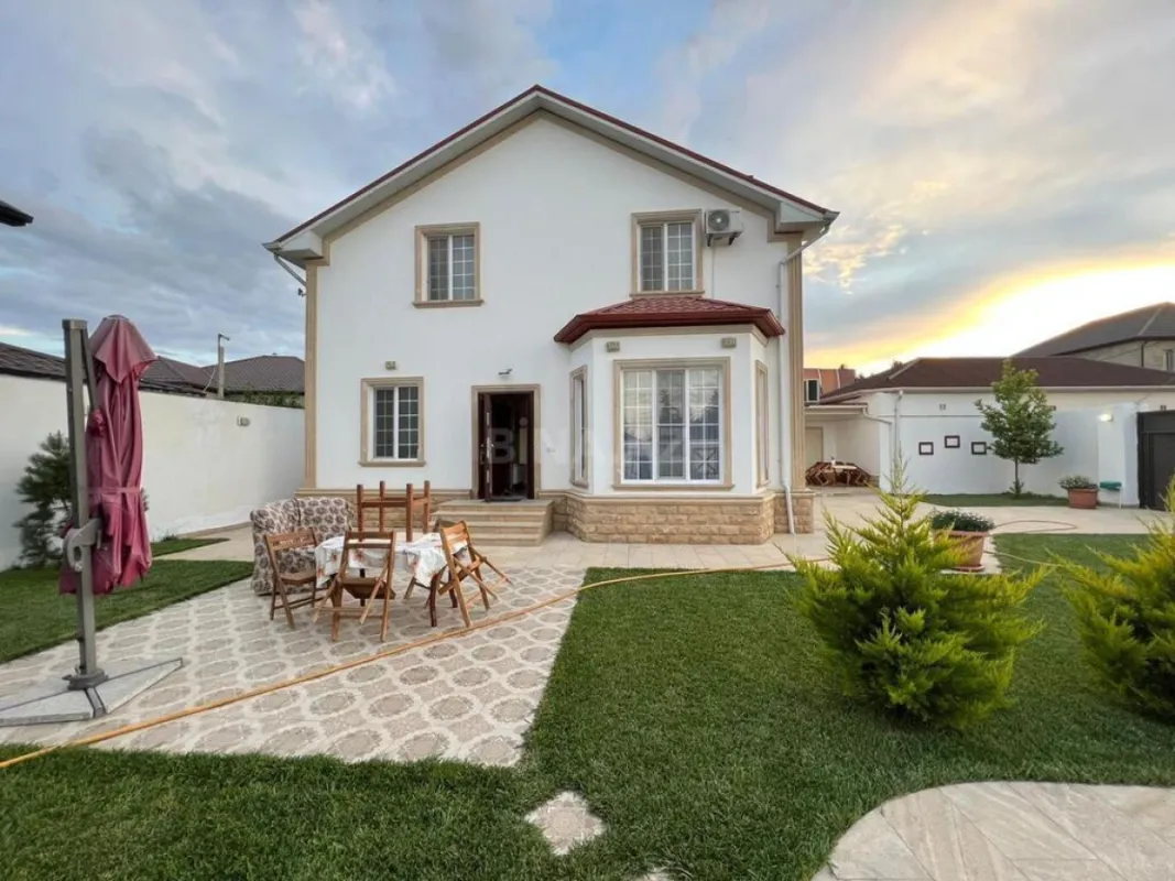 Kirayə verilir 5 otaqlı həyət evi 210 m²