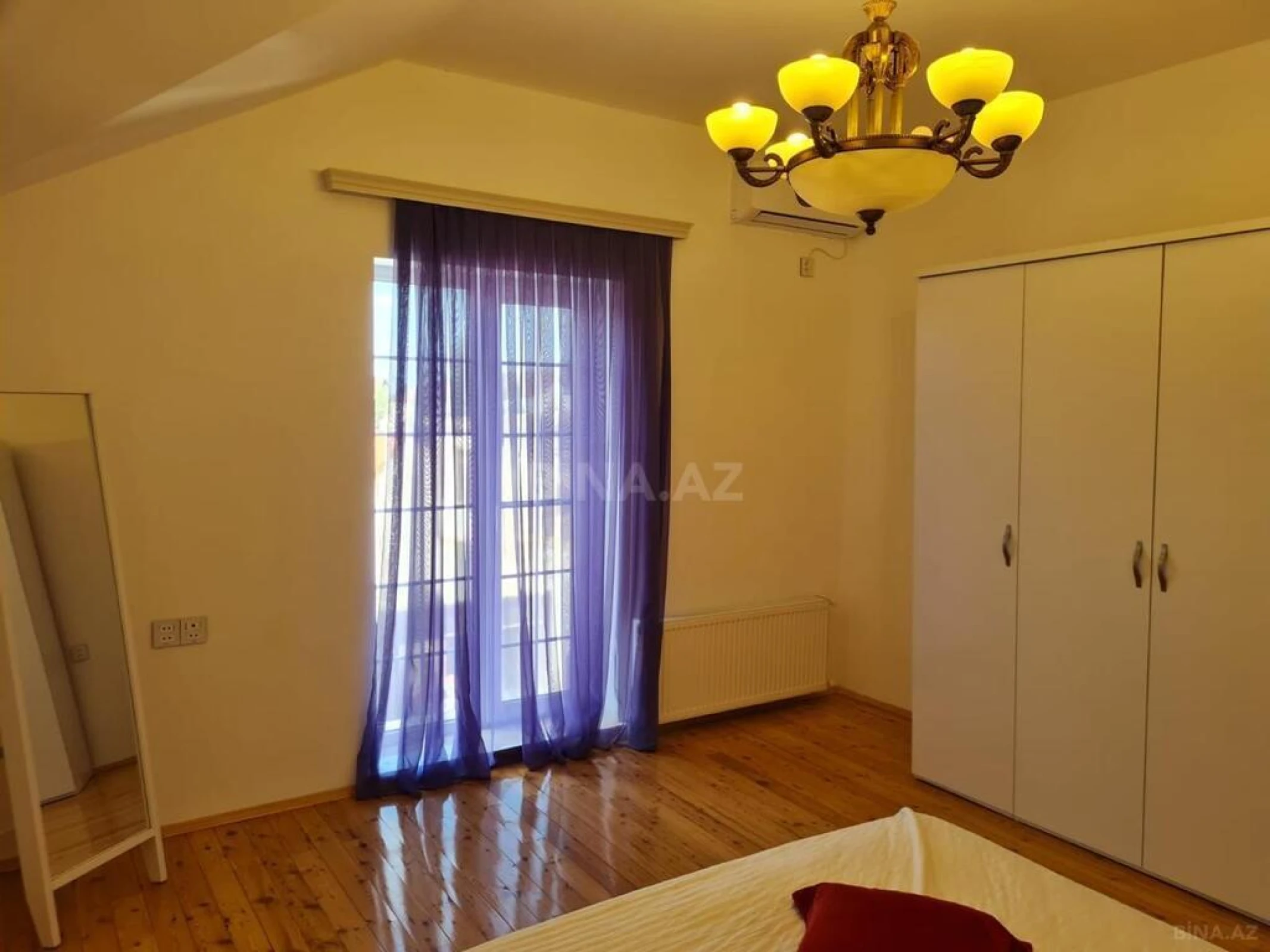 Kirayə verilir 5 otaqlı həyət evi 210 m²