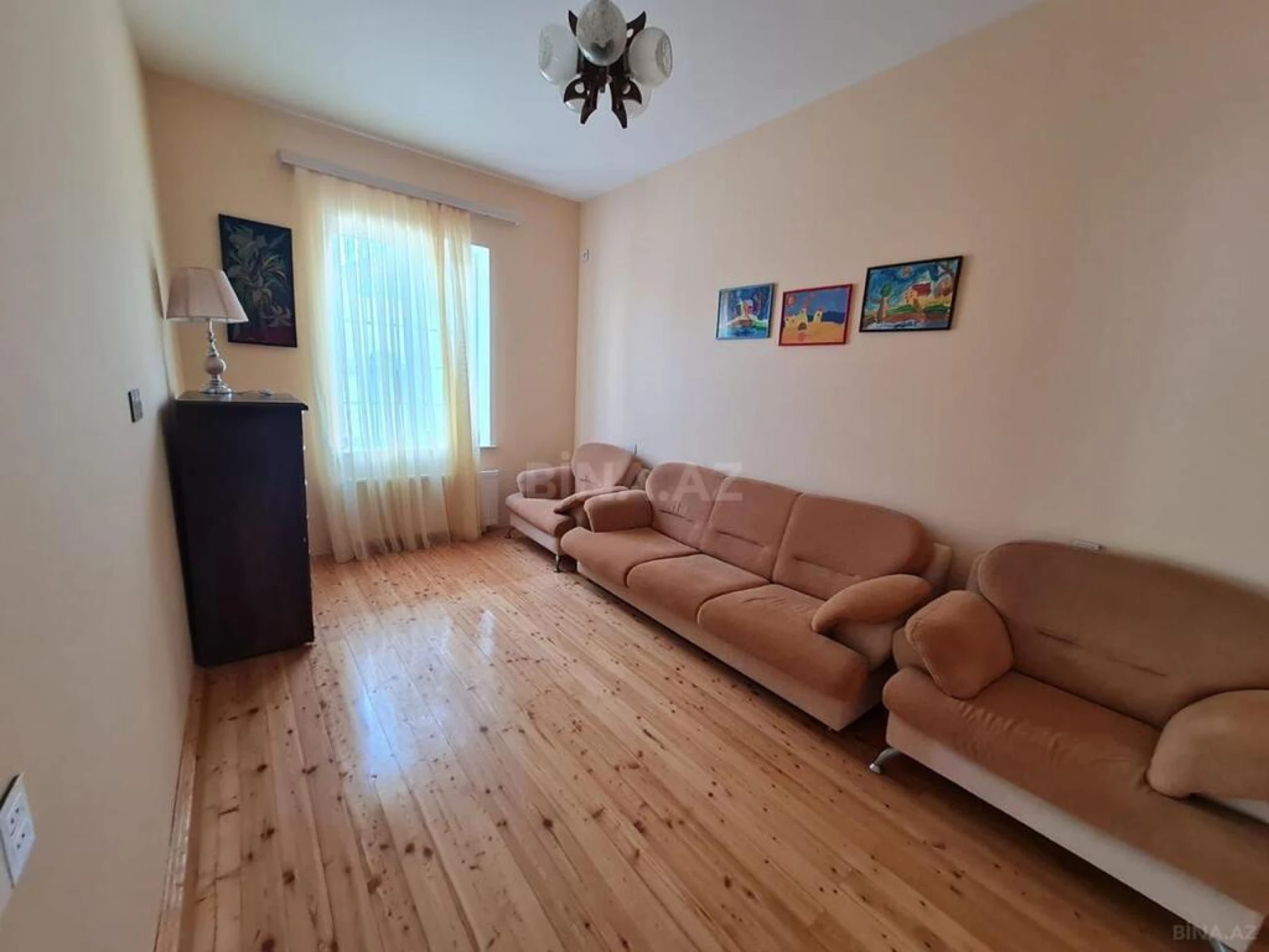 Kirayə verilir 5 otaqlı həyət evi 210 m²
