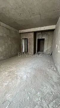 Satılır 4 otaqlı mənzil 173 m²