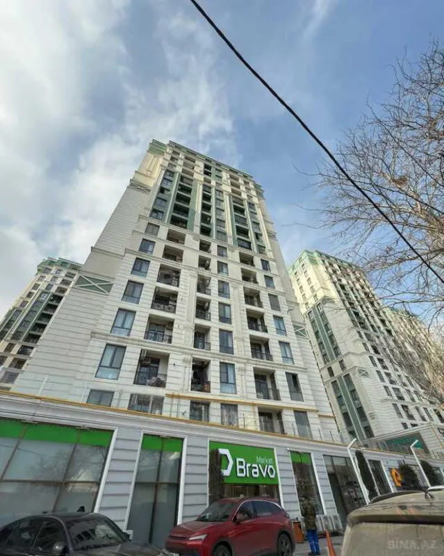 Satılır 2 otaqlı mənzil 96 m²