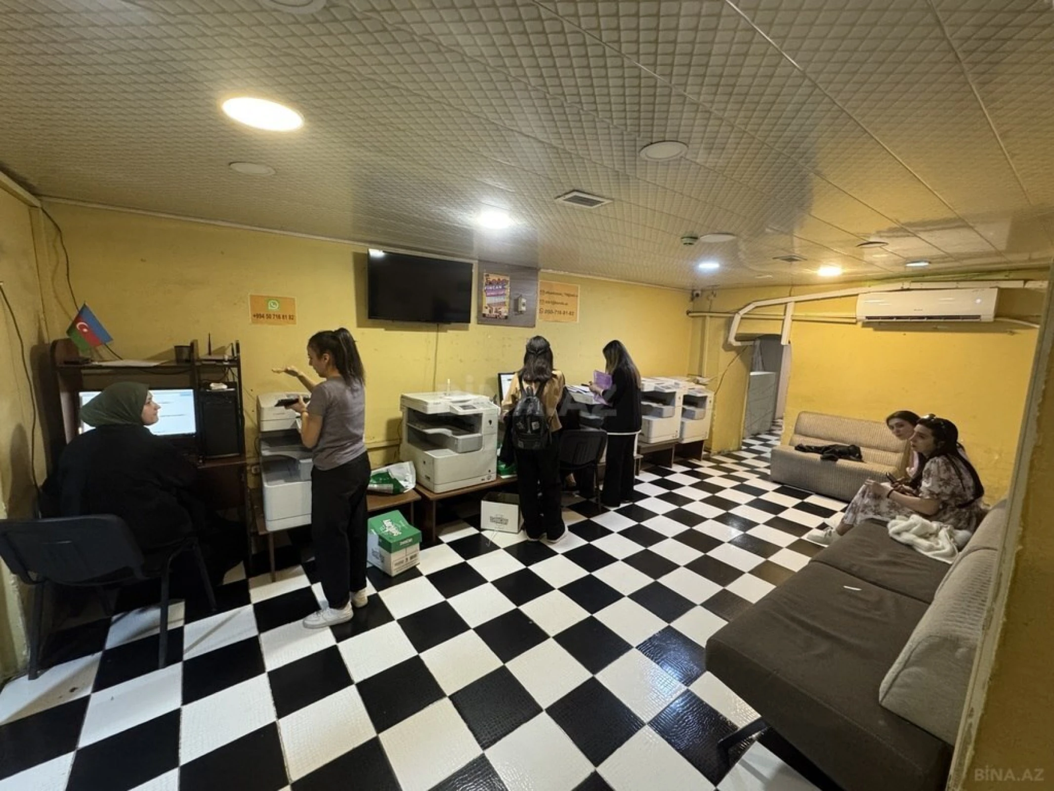 Satılır obyekt 200 m²