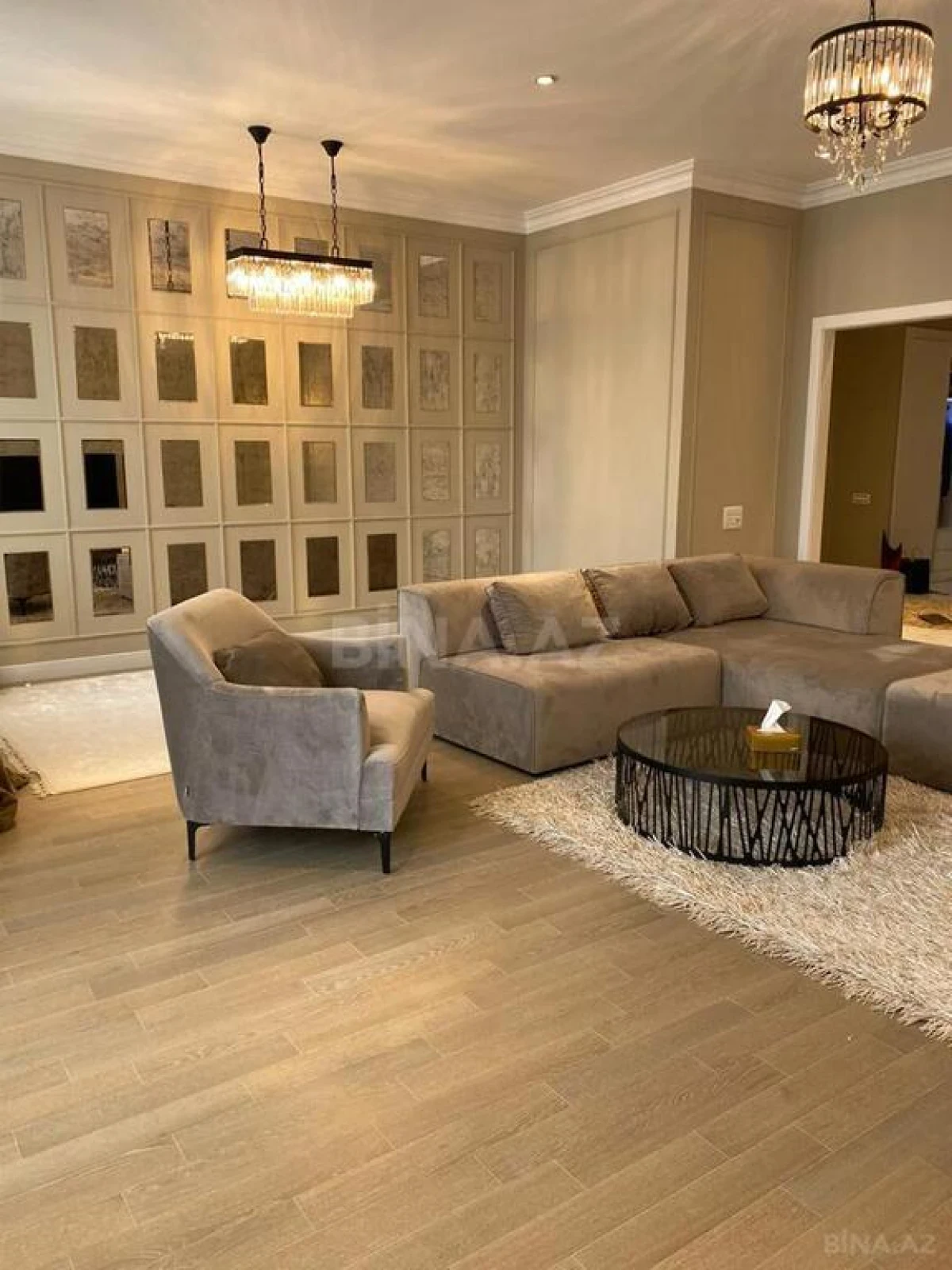 Kirayə verilir 4 otaqlı mənzil 180 m²