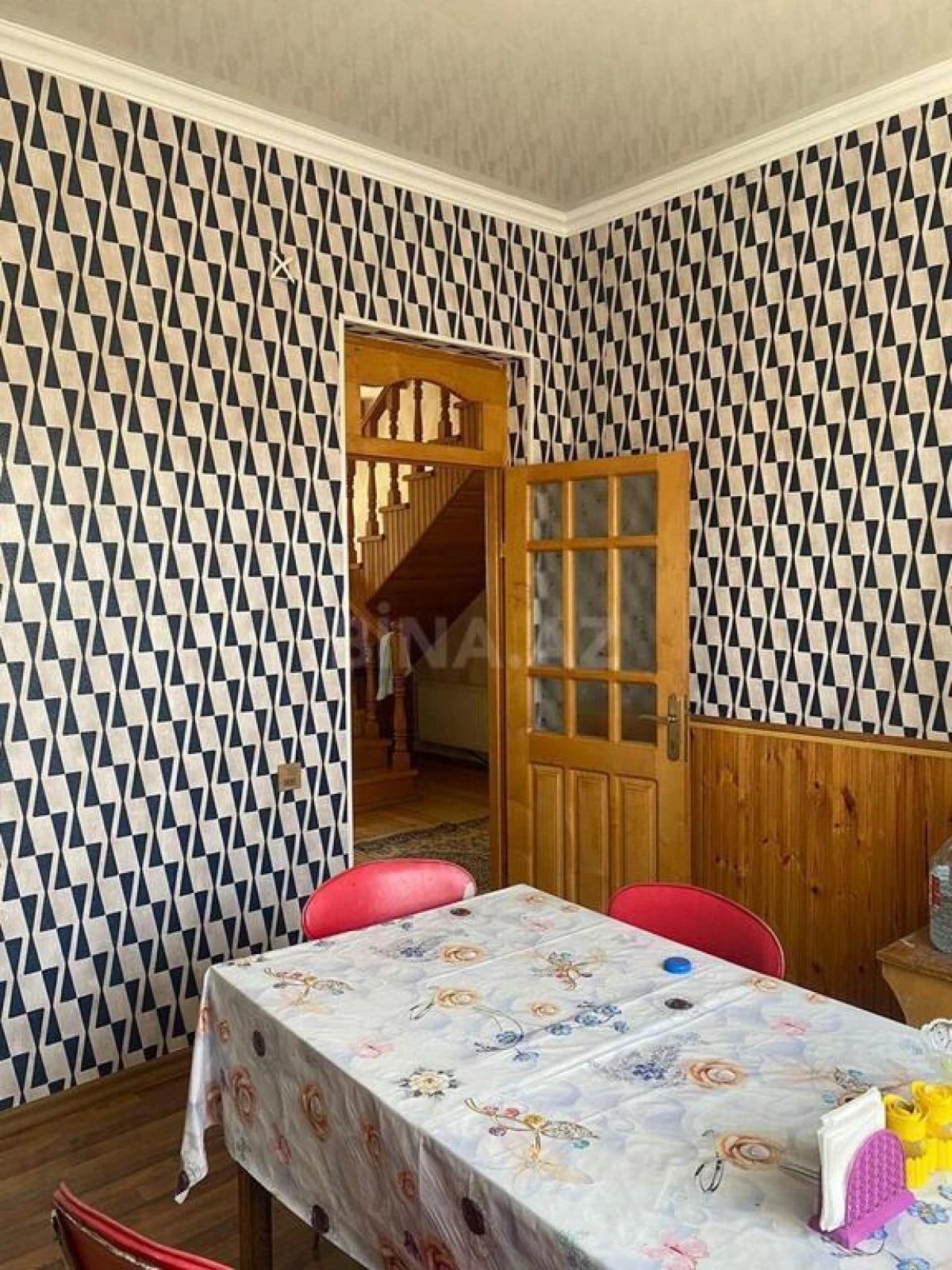 Satılır 5 otaqlı həyət evi 200 m²