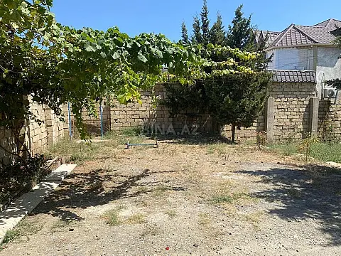 Satılır 5 otaqlı həyət evi 200 m²