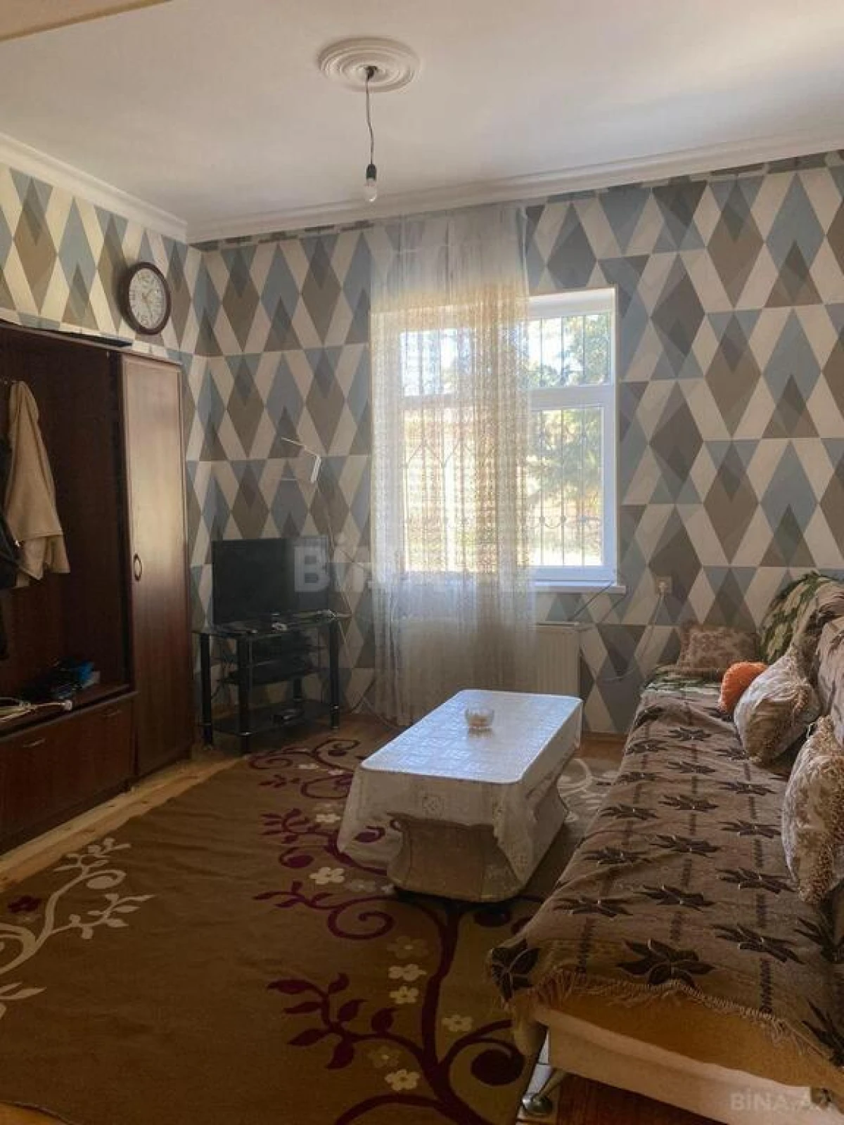 Satılır 5 otaqlı həyət evi 200 m²