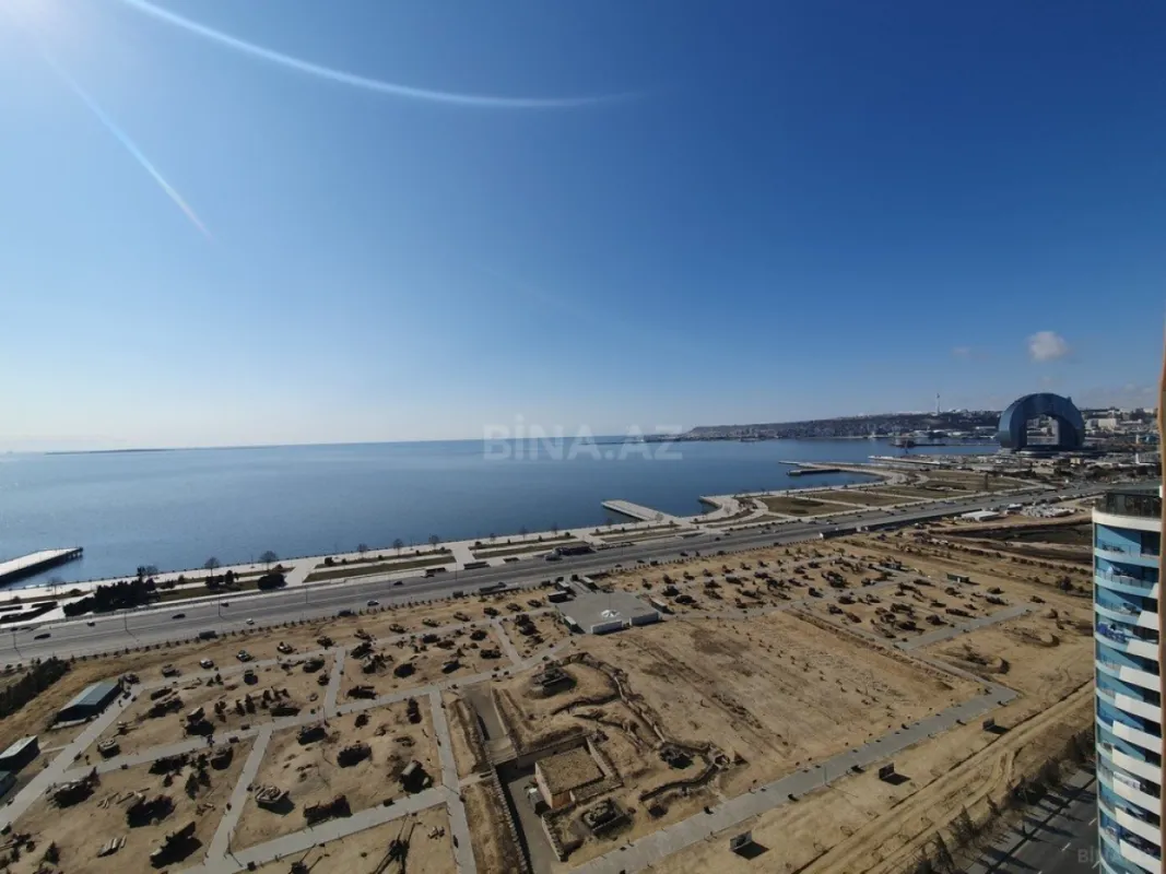 Satılır 5 otaqlı ofis 170 m²