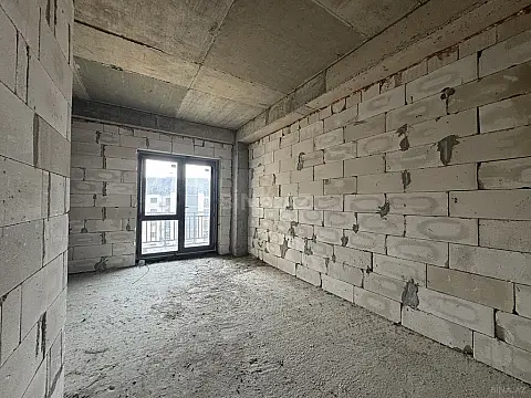 Satılır 3 otaqlı mənzil 136 m²