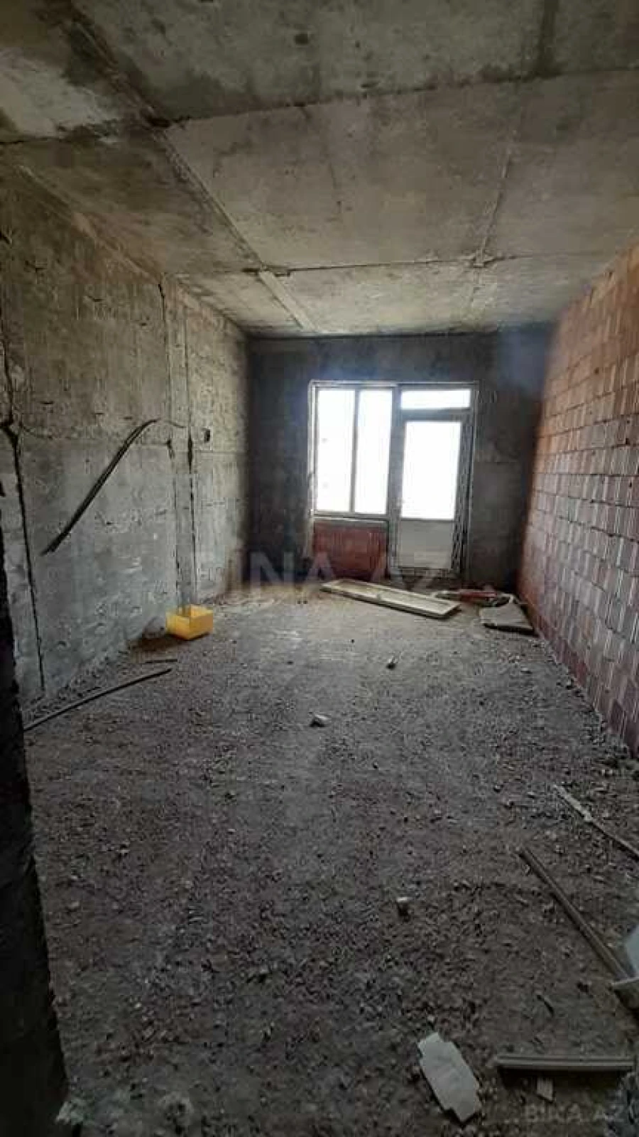 Satılır 2 otaqlı mənzil 100 m²