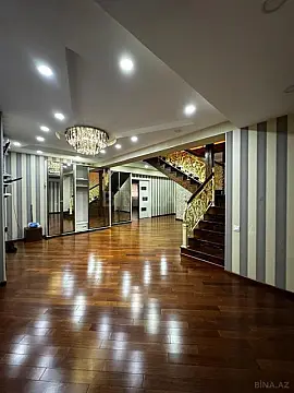 Satılır 7 otaqlı mənzil 550 m² — Bakı, Nizami 7 otaq 550.00 m²