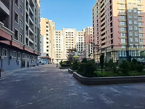 Satılır 2 otaqlı mənzil 81 m²