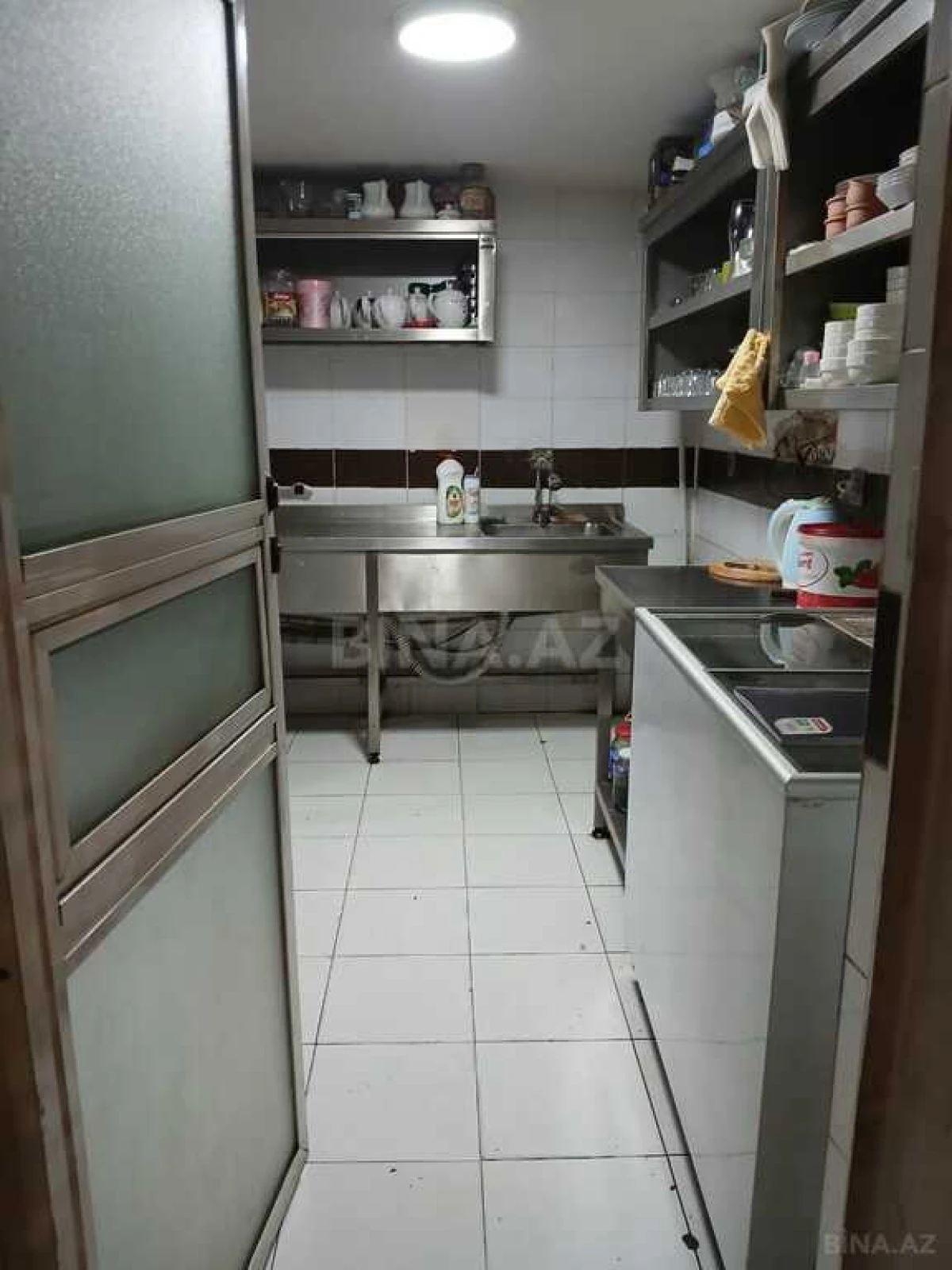 Satılır obyekt 111.6 m²