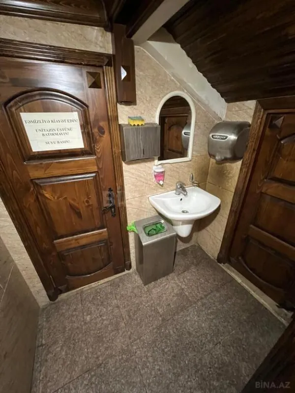 Satılır obyekt 111.6 m²