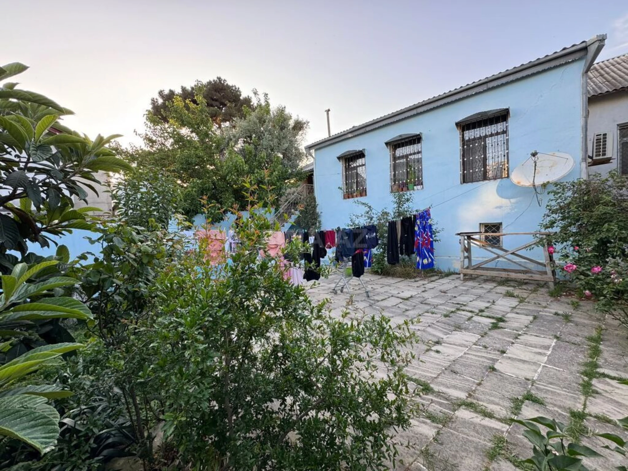 Satılır 4 otaqlı həyət evi 160 m²