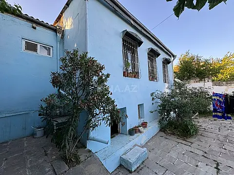 Satılır 4 otaqlı həyət evi 160 m² — Bakı, Badamdar 4 otaq 160.00 m²
