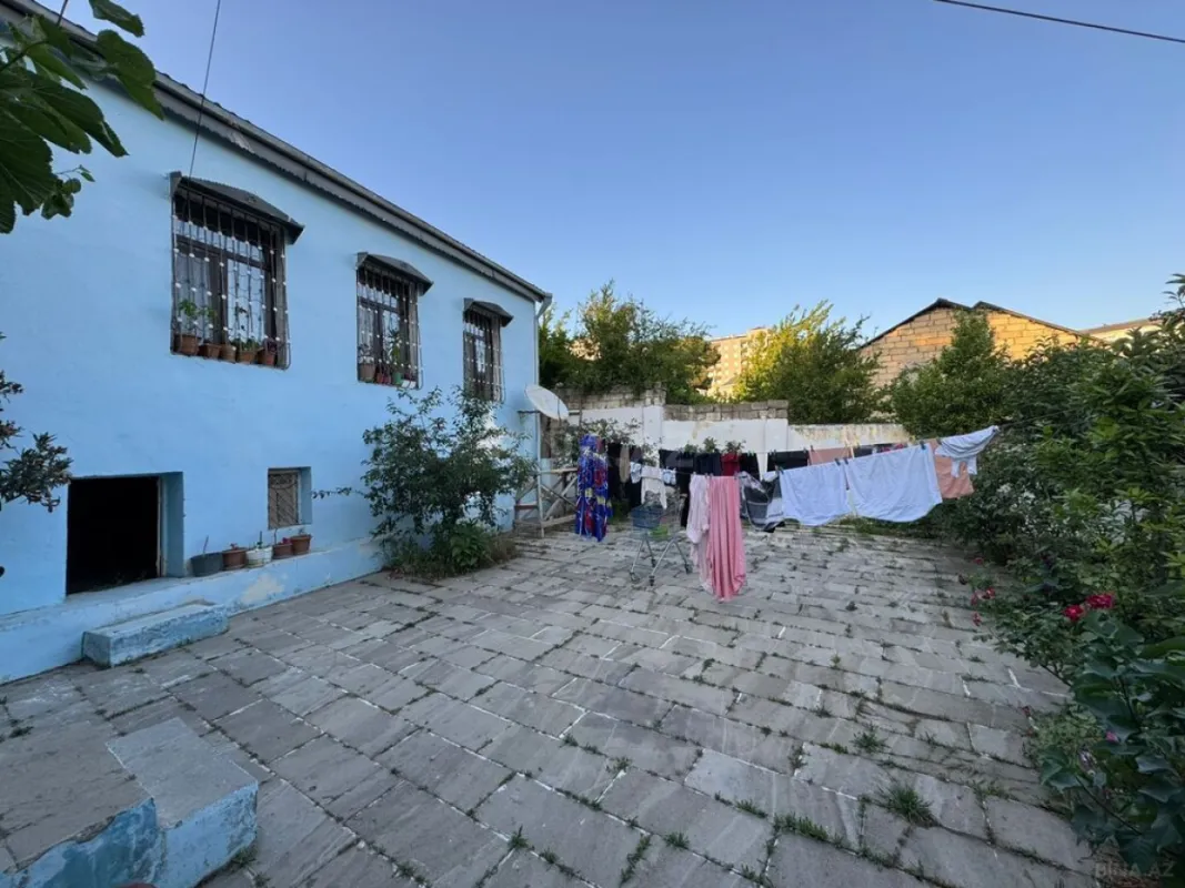 Satılır 4 otaqlı həyət evi 160 m²