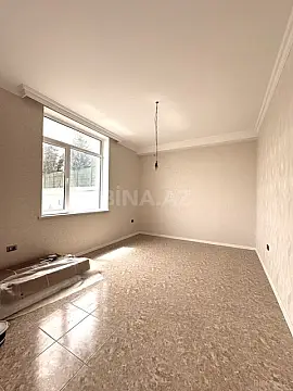 Satılır 10 otaqlı həyət evi 1000 m²