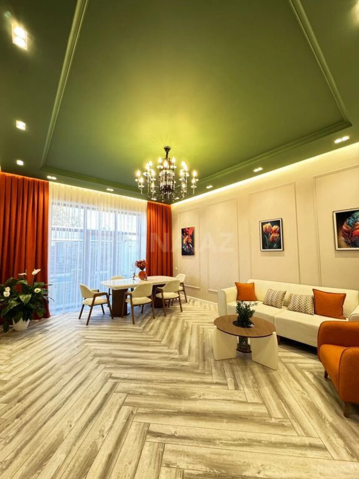 Satılır 5 otaqlı həyət evi 220 m²