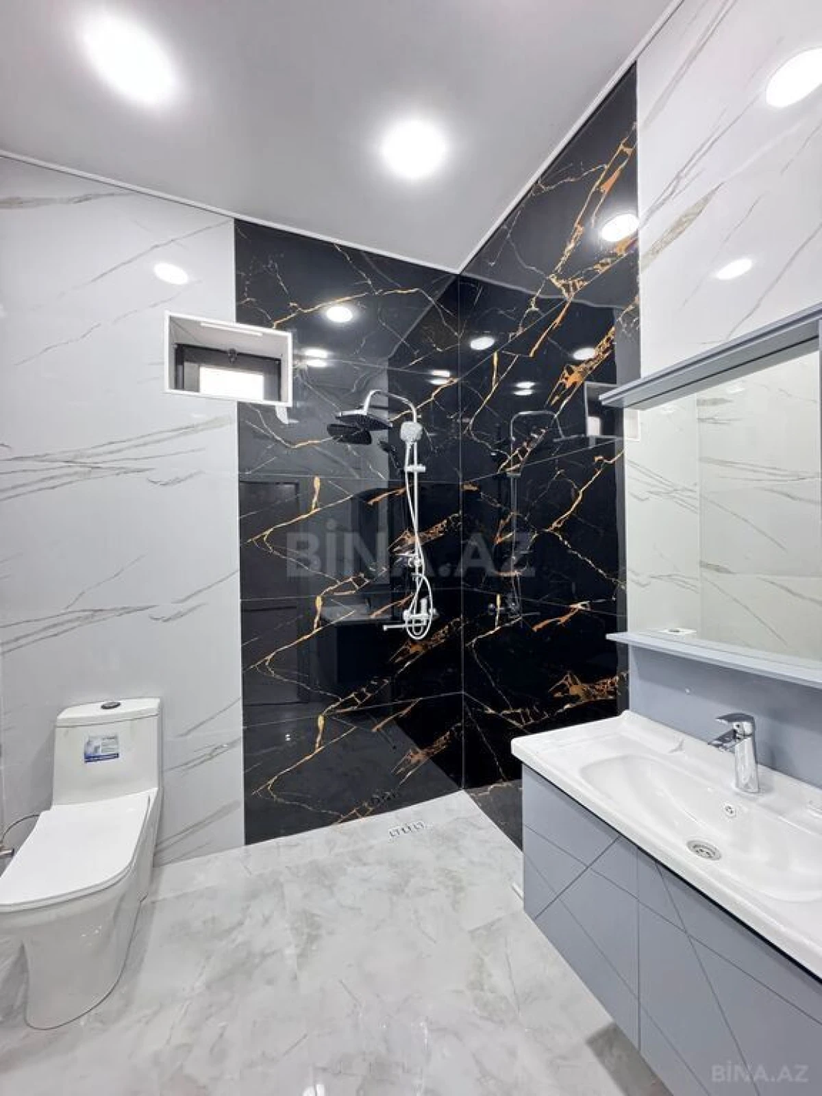 Satılır 4 otaqlı həyət evi 150 m²