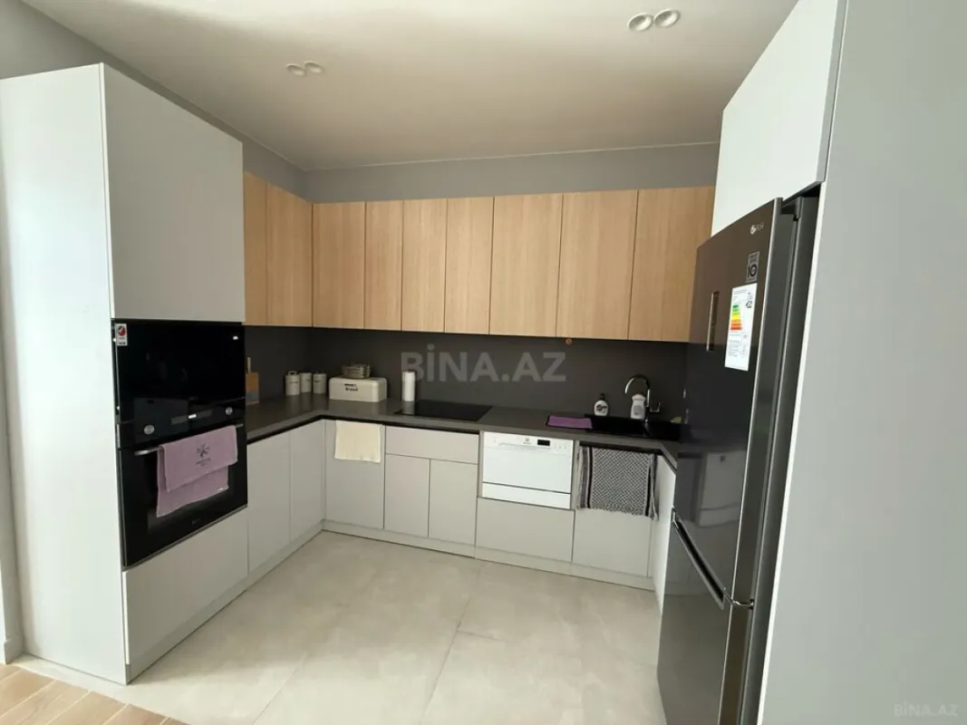 Kirayə verilir 4 otaqlı həyət evi 220 m²