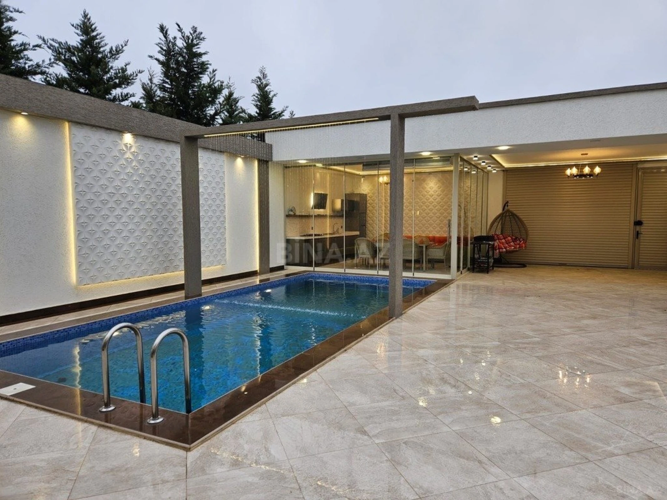 Kirayə verilir 4 otaqlı həyət evi 220 m²