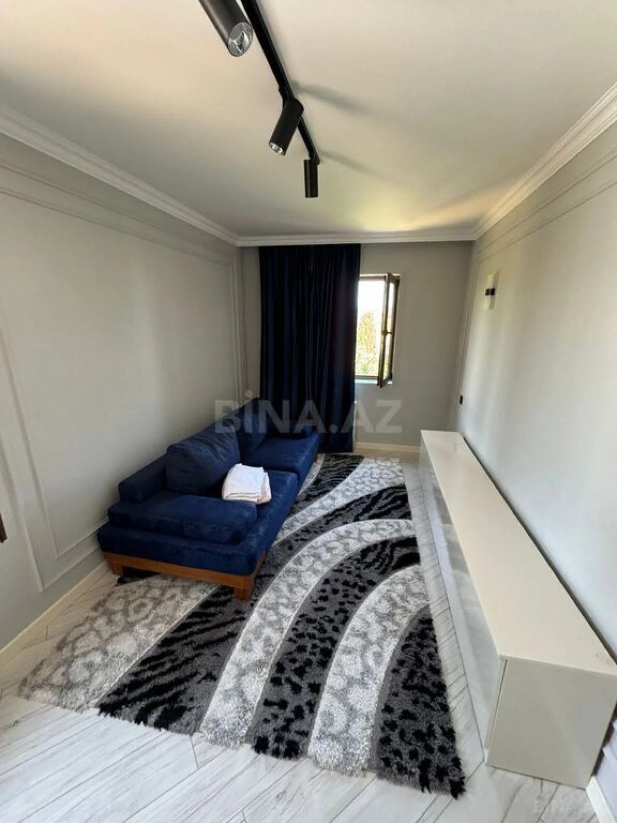 Kirayə verilir 5 otaqlı həyət evi 280 m²