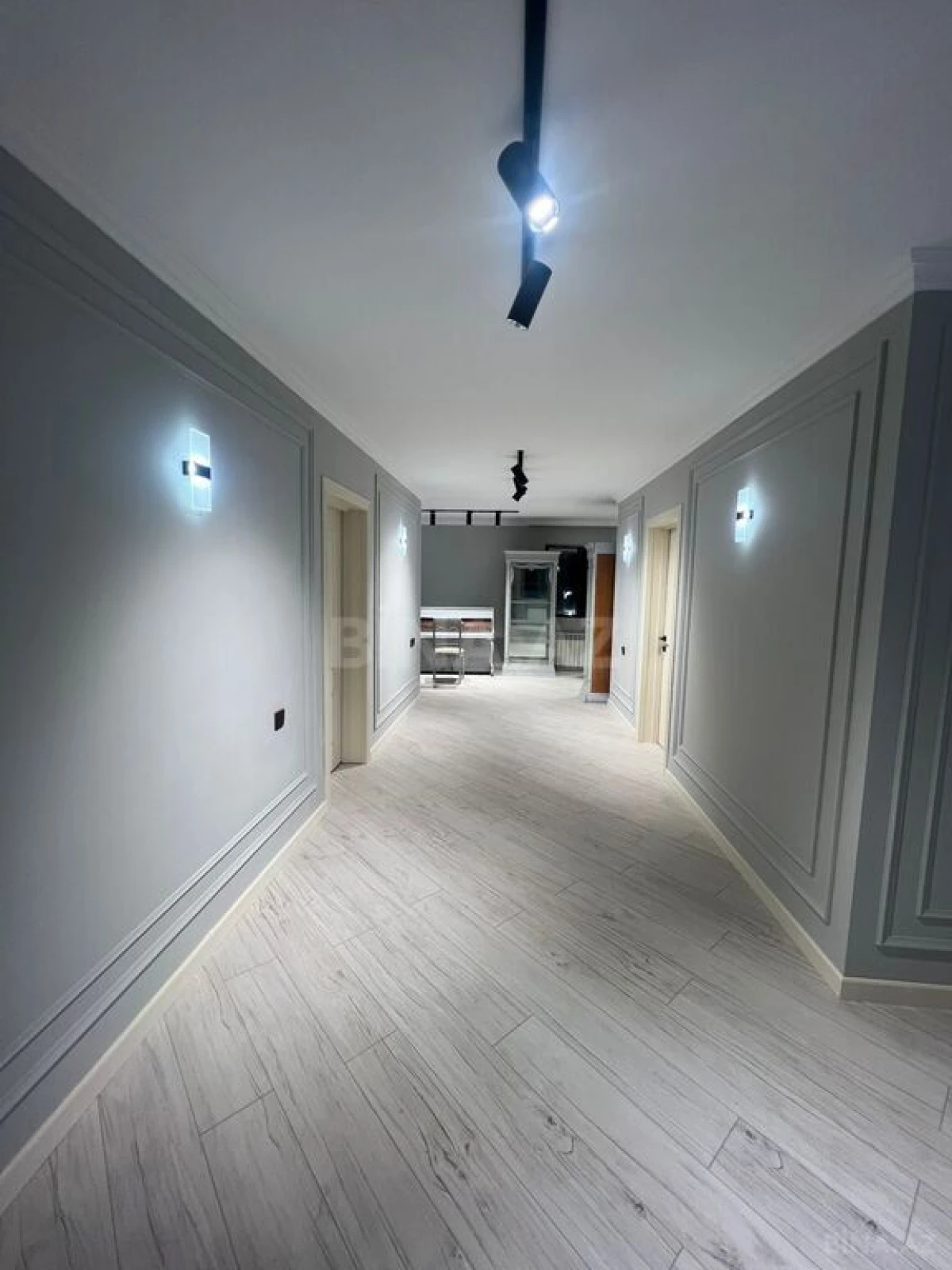 Kirayə verilir 5 otaqlı həyət evi 280 m²