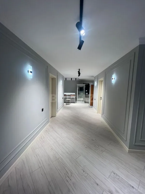 Kirayə verilir 5 otaqlı həyət evi 280 m²