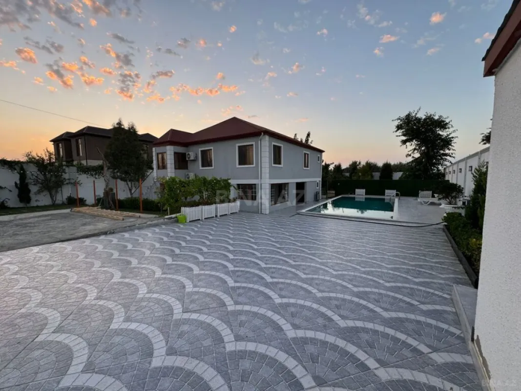 Kirayə verilir 5 otaqlı həyət evi 280 m²