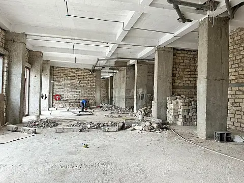 Kirayə verilir obyekt 365 m²